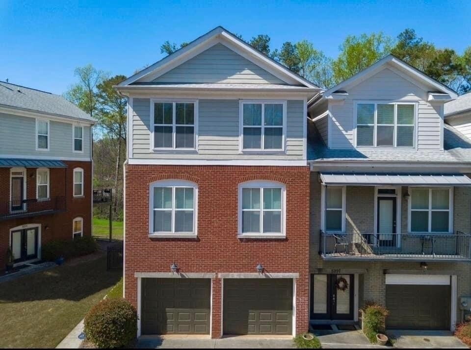 Primary Photo - 5999 Brookside Oak Cir