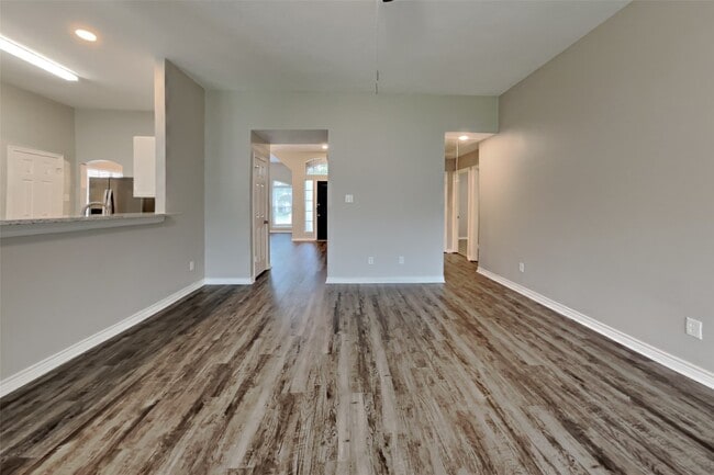 Building Photo - 6506 Garden Canyon Dr