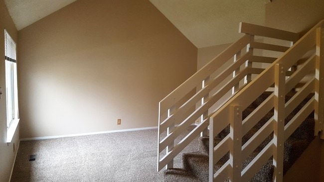 Building Photo - 1591 York Way