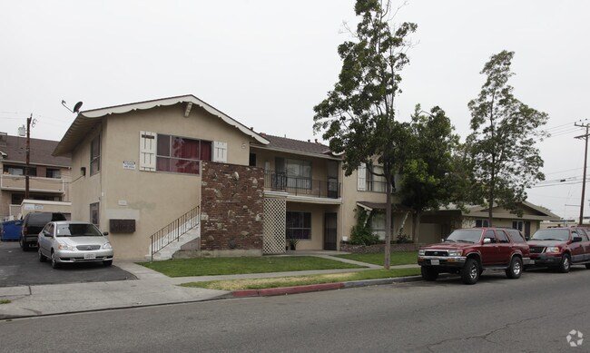 Building Photo - 721 N Anna Dr