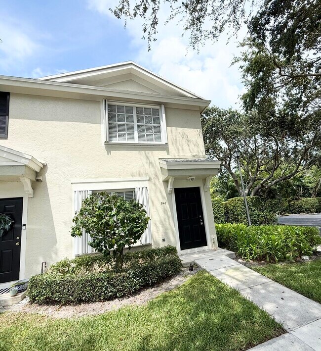Foto del edificio - 947 Kokomo Key Ln