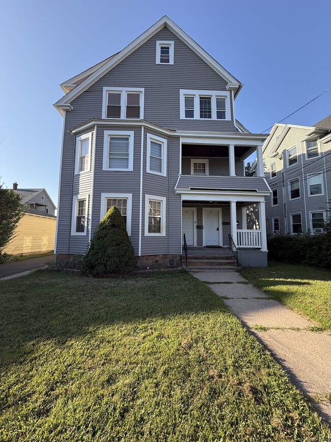 Building Photo - 69 Kimball Dr