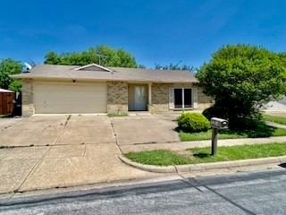 Building Photo - 7304 Buttonwood Dr