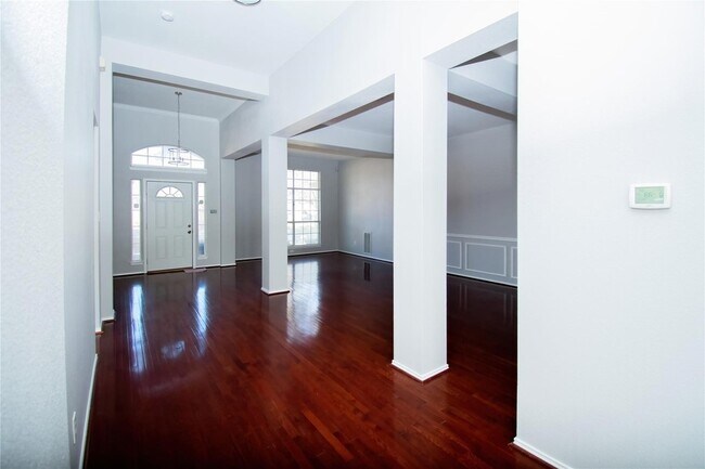 Foto del edificio - 4576 Postbridge Dr