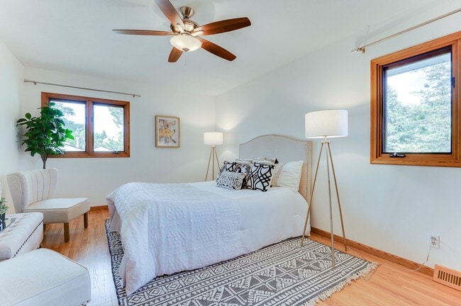 Building Photo - 7113 Cornelia Dr