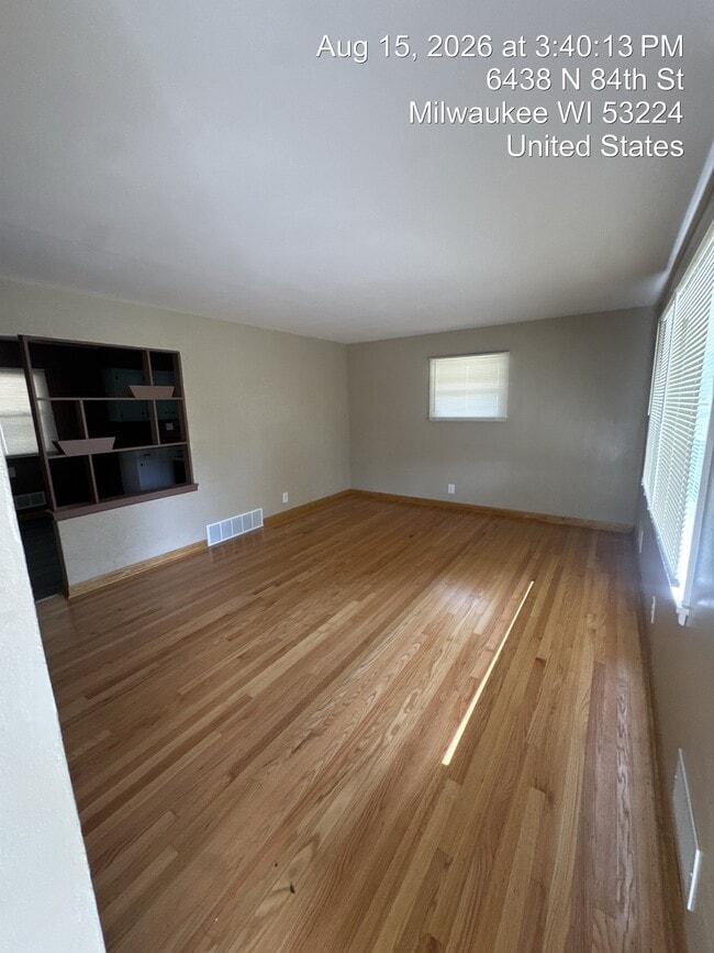 Building Photo - 6438 N 84th St