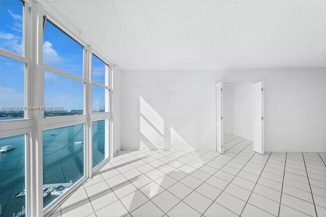 Foto del edificio - 1228 West Ave