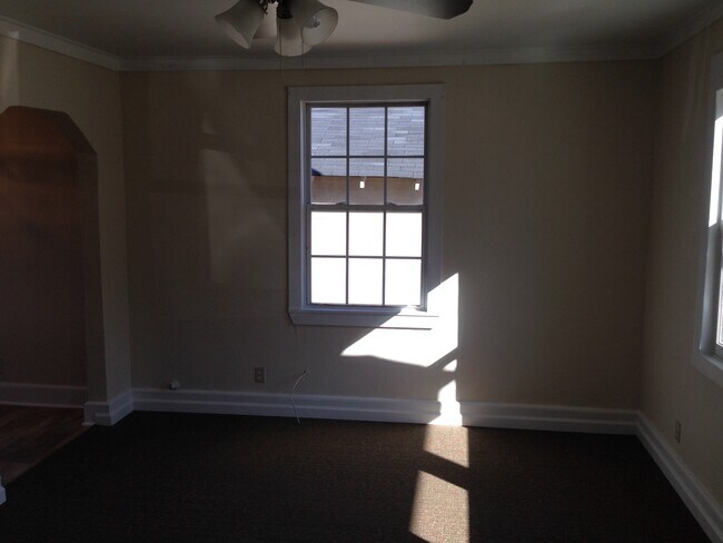 Foto del edificio - 206 Byron Hurst St