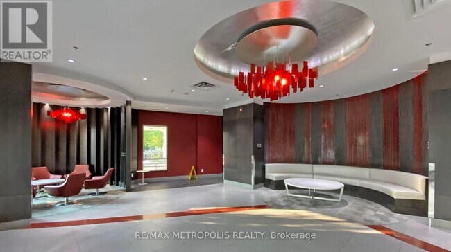 Photo du bâtiment - 540-540 Bur Oak Ave