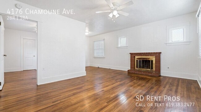 Building Photo - San Diego -Two Weeks Free  2 bed / 1 bath ...