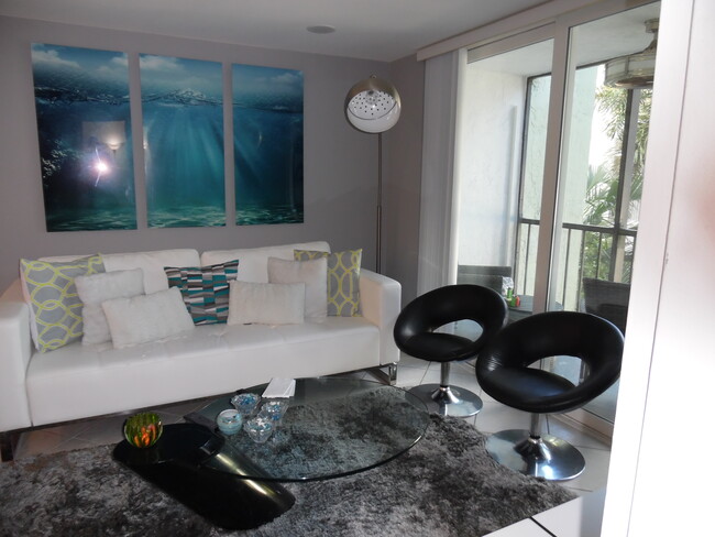 Foto del edificio - 5300 NE 24th Ter