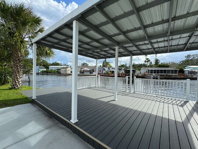 Building Photo - 6168 Deepwater Dr