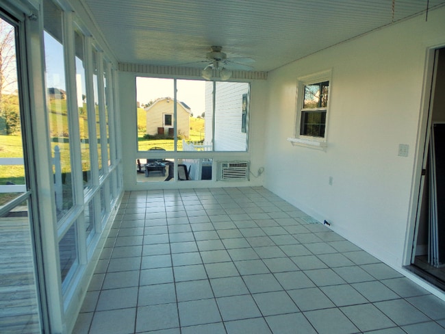 Foto del edificio - 253 Dean Archer Rd