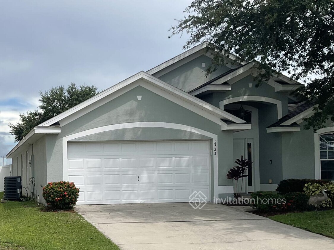 Foto principal - 2323 Andrews Valley Dr