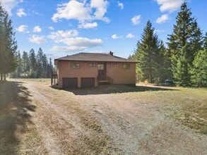 Building Photo - 634 Skyhawk Dr