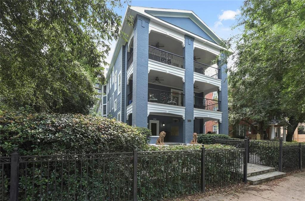 Foto principal - 259 14th St NE