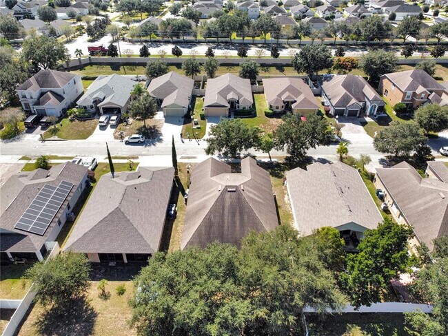 Foto del edificio - 290 Tower View Dr W