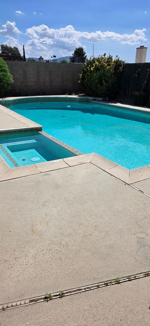 Foto del edificio - Single Family Pool Home in Hemet