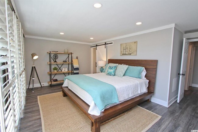 Foto del edificio - 741 Retreat Beach Cir