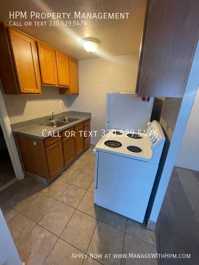 Building Photo - 20602 Lorain Rd