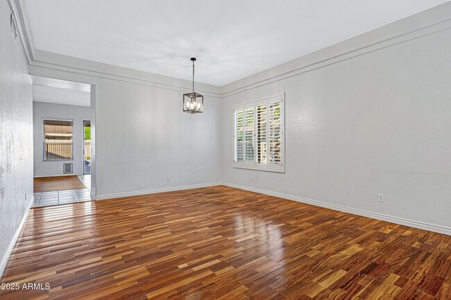 Building Photo - 2236 W Periwinkle Way