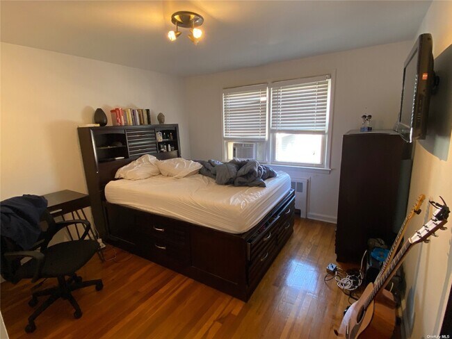 Foto del edificio - 375 W Fulton St