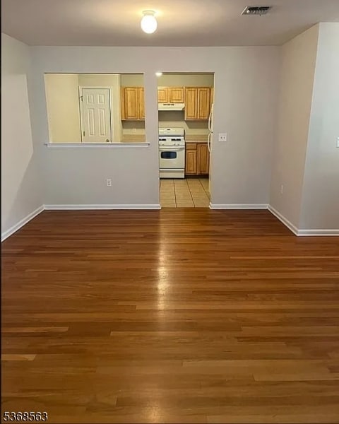 Building Photo - 236 Pinelli Dr