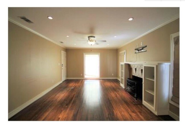 Foto del edificio - 222 S Rosemont Ave
