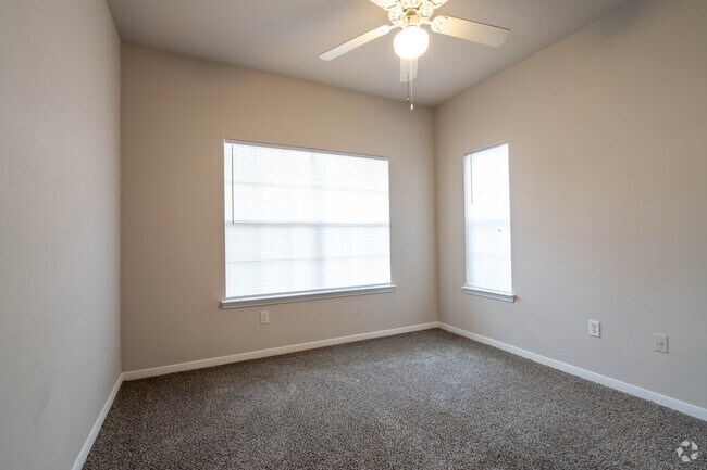 2HAB, 2BA - 865 ft² - Villas at Alexander Bay
