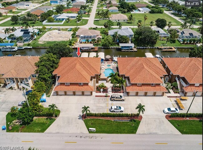 Foto del edificio - 841 SW 47th Ter