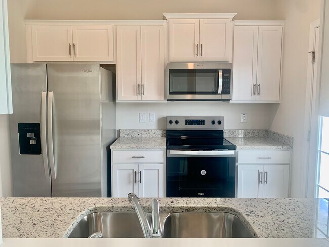 Foto del edificio - 1180 Evelynnview Ln