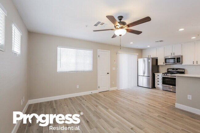 Foto del edificio - 3130 Sunrise Cove Ave