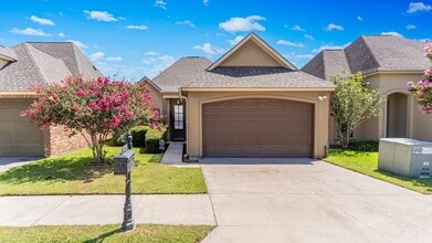 Building Photo - 7945 Seville Ct