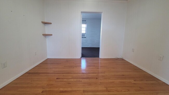 Foto del edificio - 7 Magnolia Ave