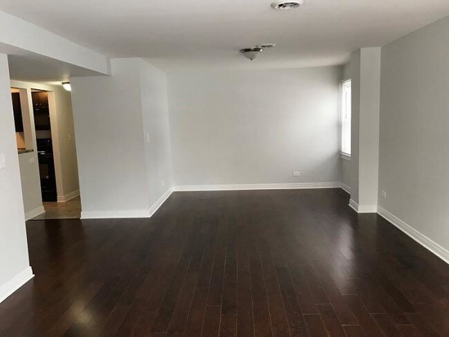 Building Photo - 1 bedroom in CHICAGO IL 60201