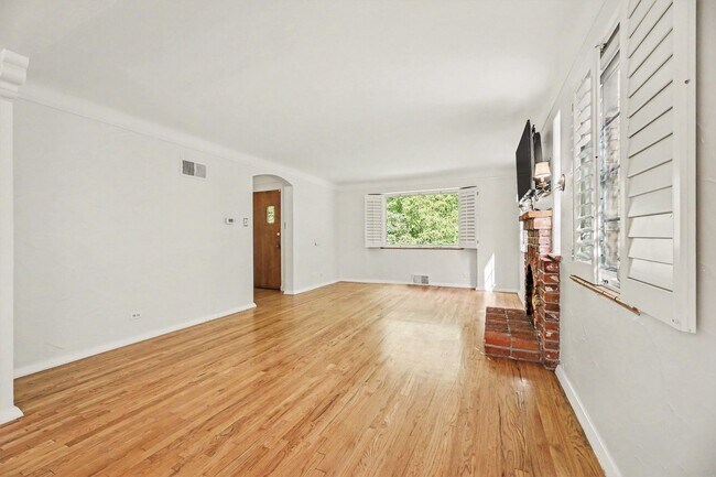 Foto del edificio - 963 S Columbine St