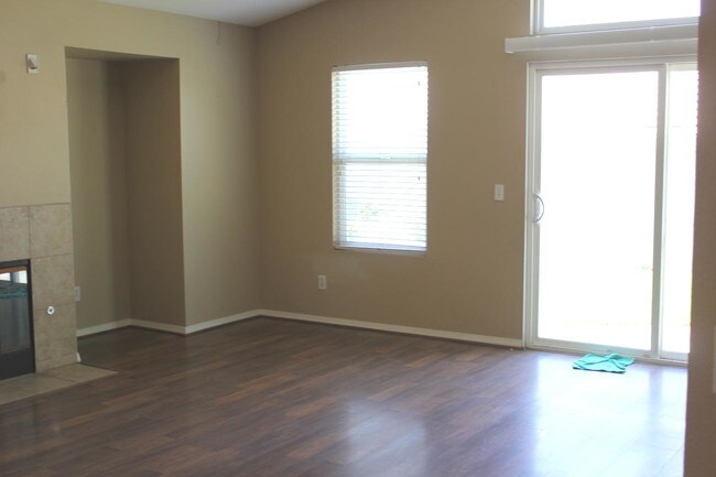 Building Photo - 32011 Evening Primrose Trail