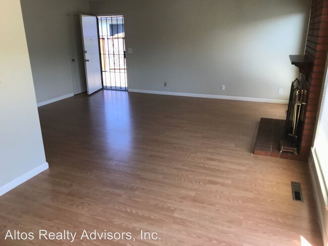 Foto del edificio - 624-626 Vasona Ave