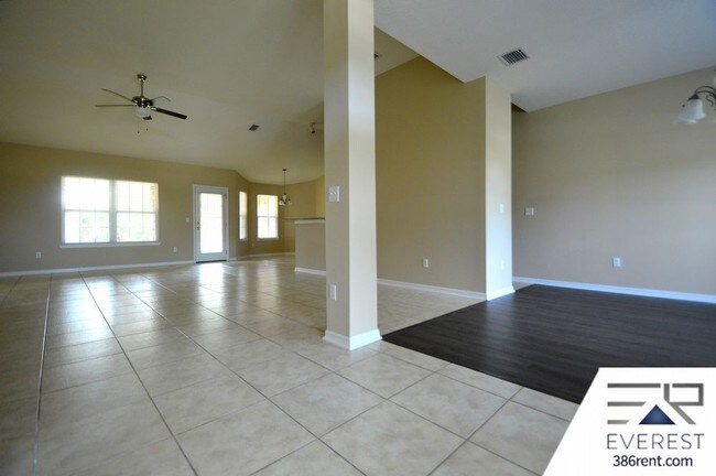 Building Photo - 44 Ballenger Ln