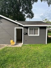 Building Photo - 4242 10th Ave