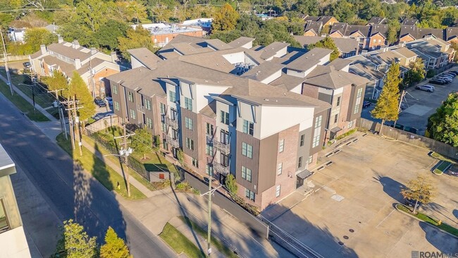 Foto del edificio - 255 E Boyd Dr