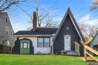 Building Photo - 6660 The Paseo