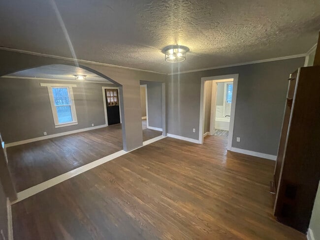 Foto del edificio - 1705 Buena Vista Ave