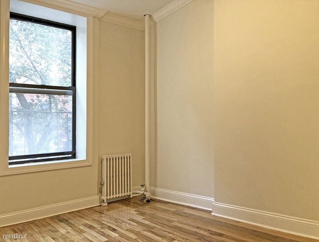 Building Photo - 2 br, 1 bath  - 210 W 102nd St
