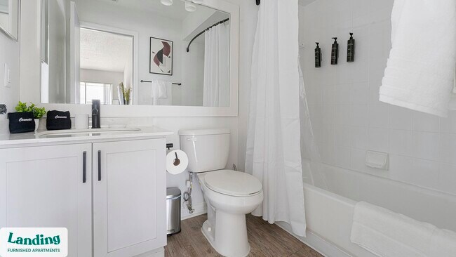 Foto del edificio - 1000 Marlin Lakes Cir