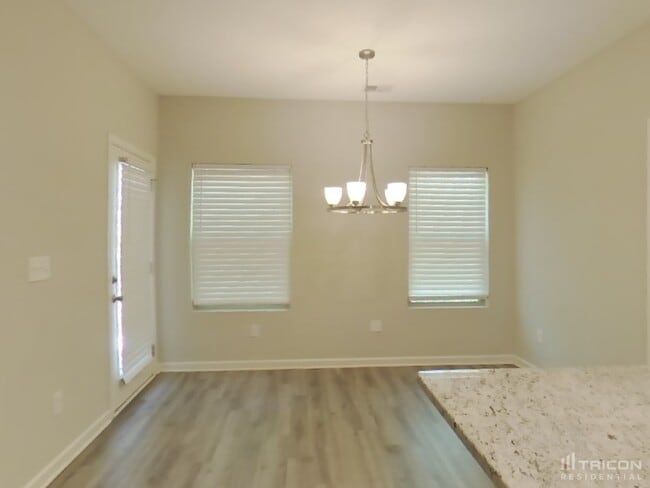 Building Photo - 252 Oaken Bucket Dr