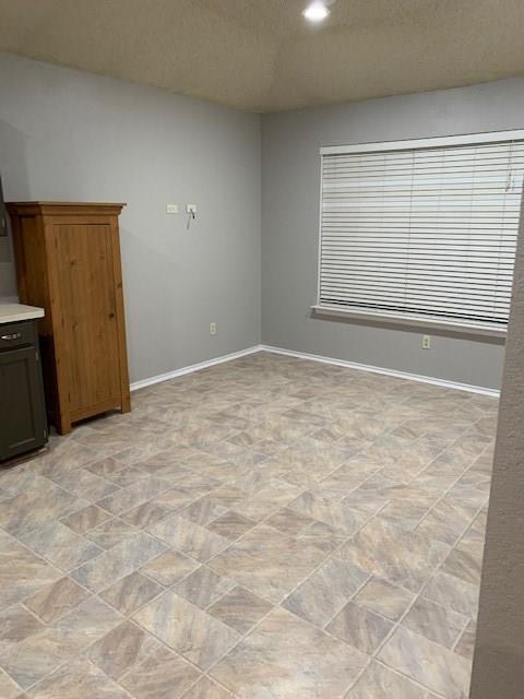 Building Photo - 6421 Fairview Dr
