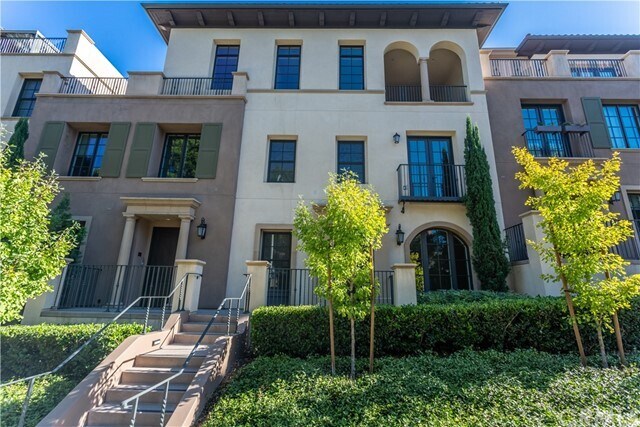 Foto principal - 378 W Green St