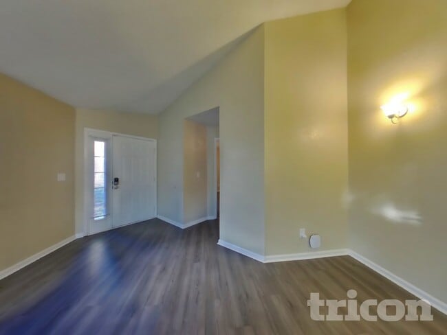 Building Photo - 5972 Royal Vista Way