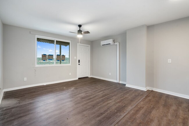 Foto del edificio - 832-834-834 Windom St